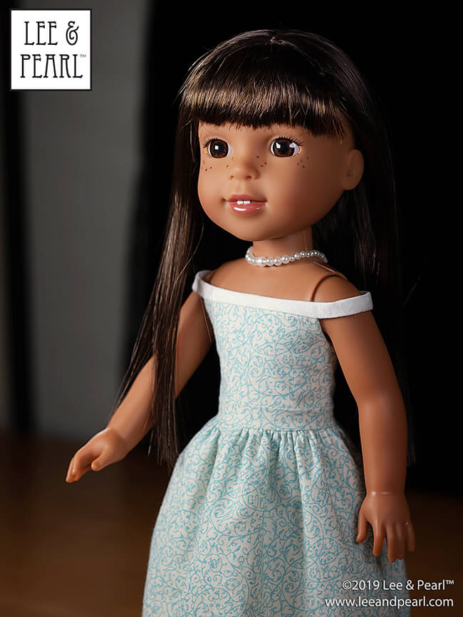 What a difference a TWEAK makes. We created great, new off-the-shoulder looks using Lee & Pearl Pattern 1035: Olà Brasil! Samba Top and Bahia Dress for 18 inch American Girl, 16 inch A Girl for All Time and 14 1/2 inch Wellie Wisher dolls — and our new FREE BONUS tweak-the-pattern package. Get the pattern in our Etsy store, and the tweak in our latest newsletter!