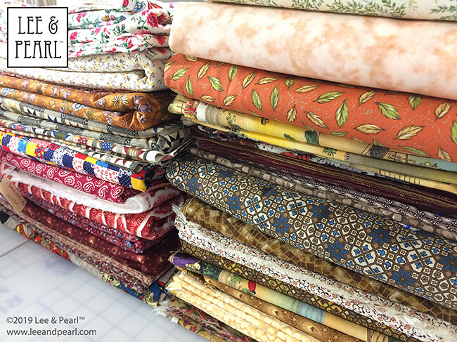 This week, Lee & Pearl pattern maker Pearl went to a local estate sale and came back to the workroom with TWENTY SEVEN HUNDRED vintage patterns — and a car load full of beautiful FABRICS as well! Stay tuned as we sort through this amazing collection from a truly stylish retired seamstress, and prepare to share its glories with our friends on Etsy!